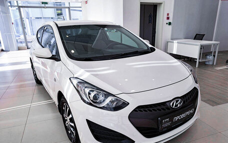 Hyundai i30 II рестайлинг, 2013 год, 929 000 рублей, 3 фотография