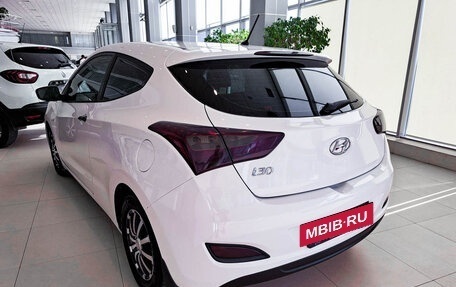 Hyundai i30 II рестайлинг, 2013 год, 929 000 рублей, 7 фотография