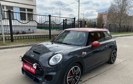 MINI Hatch, 2016 год, 2 950 000 рублей, 1 фотография