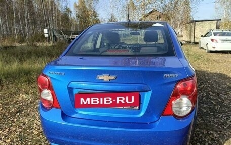 Chevrolet Aveo III, 2012 год, 950 000 рублей, 4 фотография