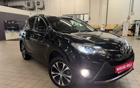 Toyota RAV4, 2015 год, 2 950 000 рублей, 2 фотография