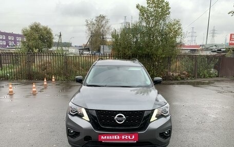 Nissan Pathfinder, 2020 год, 2 850 000 рублей, 3 фотография