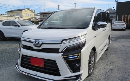 Toyota Voxy III, 2020 год, 1 864 000 рублей, 7 фотография