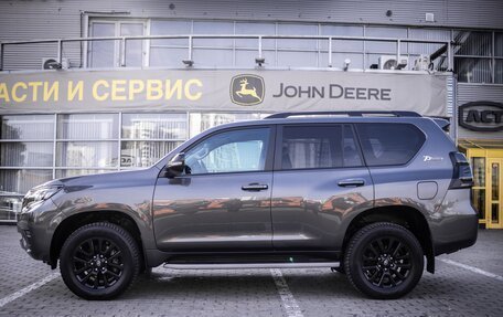 Toyota Land Cruiser Prado 150 рестайлинг 2, 2021 год, 8 300 000 рублей, 4 фотография