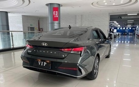 Hyundai Elantra, 2024 год, 2 100 000 рублей, 7 фотография