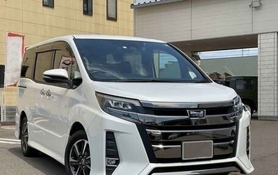 Toyota Noah III, 2021 год, 1 813 000 рублей, 1 фотография