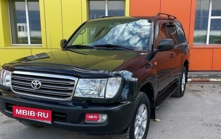 Toyota Land Cruiser 100 рестайлинг 2, 1998 год, 1 750 000 рублей, 1 фотография