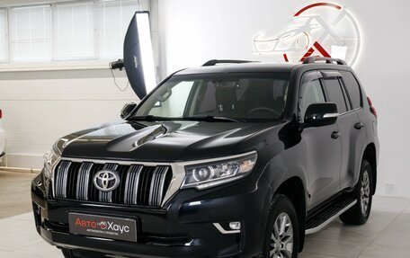 Toyota Land Cruiser Prado 150 рестайлинг 2, 2017 год, 4 535 000 рублей, 2 фотография