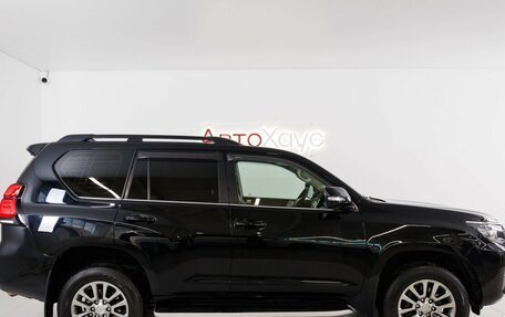 Toyota Land Cruiser Prado 150 рестайлинг 2, 2017 год, 4 535 000 рублей, 4 фотография