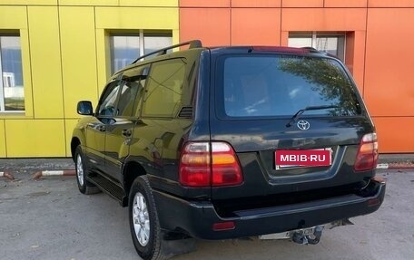 Toyota Land Cruiser 100 рестайлинг 2, 1998 год, 1 750 000 рублей, 7 фотография