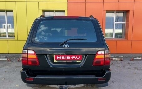 Toyota Land Cruiser 100 рестайлинг 2, 1998 год, 1 750 000 рублей, 6 фотография