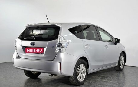 Toyota Prius Alpha I (ZVW40/41), 2013 год, 1 648 000 рублей, 3 фотография