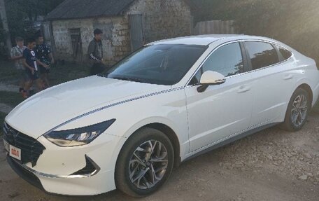 Hyundai Sonata VIII, 2021 год, 2 600 000 рублей, 2 фотография