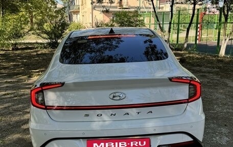 Hyundai Sonata VIII, 2021 год, 2 600 000 рублей, 6 фотография