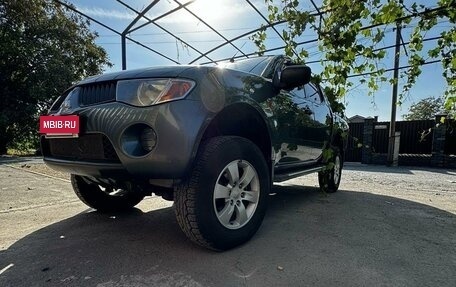 Mitsubishi L200 IV рестайлинг, 2008 год, 1 400 000 рублей, 10 фотография