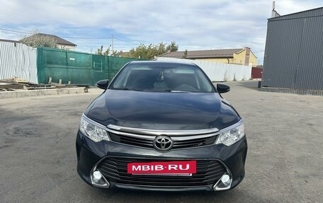 Toyota Camry, 2015 год, 2 170 000 рублей, 2 фотография