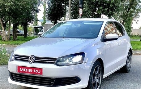 Volkswagen Polo VI (EU Market), 2010 год, 640 000 рублей, 1 фотография