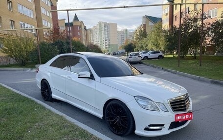 Mercedes-Benz E-Класс, 2011 год, 1 620 000 рублей, 6 фотография