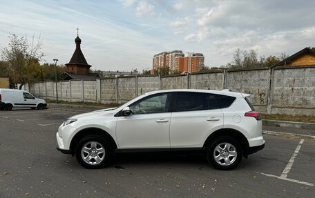 Toyota RAV4, 2017 год, 2 800 000 рублей, 3 фотография