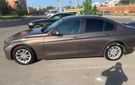 BMW 3 серия, 2012 год, 1 950 000 рублей, 3 фотография