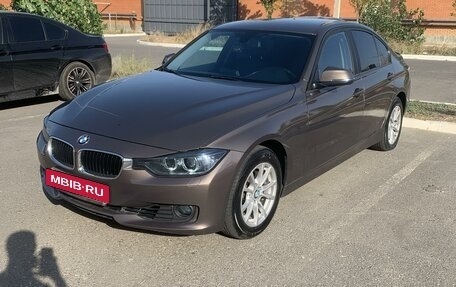 BMW 3 серия, 2012 год, 1 950 000 рублей, 2 фотография