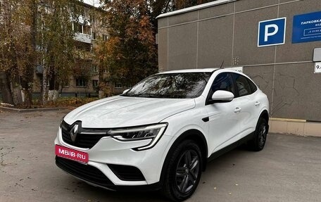 Renault Arkana I, 2021 год, 1 580 000 рублей, 1 фотография