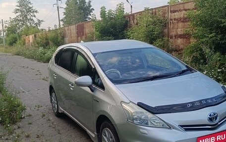 Toyota Prius Alpha I (ZVW40/41), 2011 год, 1 370 000 рублей, 4 фотография