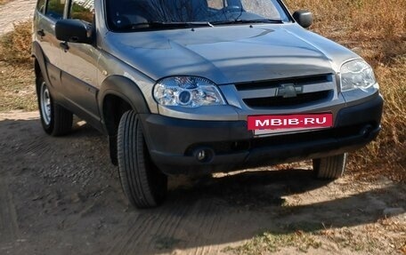 Chevrolet Niva I рестайлинг, 2012 год, 460 000 рублей, 10 фотография