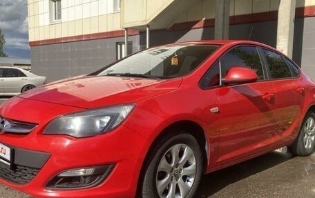 Opel Astra J, 2014 год, 850 000 рублей, 2 фотография