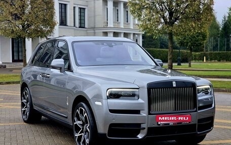 Rolls-Royce Cullinan, 2019 год, 38 900 000 рублей, 2 фотография