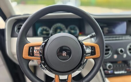 Rolls-Royce Cullinan, 2019 год, 38 900 000 рублей, 21 фотография