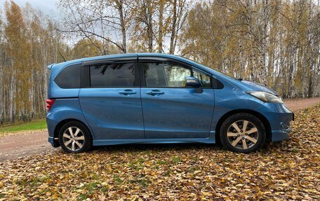 Honda Freed I, 2011 год, 1 280 000 рублей, 6 фотография