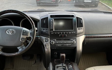 Toyota Land Cruiser 200, 2008 год, 2 800 000 рублей, 14 фотография