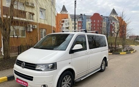 Volkswagen Multivan T5, 2011 год, 2 650 000 рублей, 1 фотография