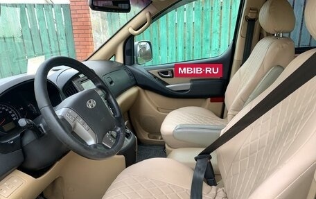 Hyundai Grand Starex Grand Starex I рестайлинг 2, 2011 год, 1 700 000 рублей, 6 фотография