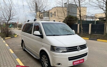 Volkswagen Multivan T5, 2011 год, 2 650 000 рублей, 2 фотография