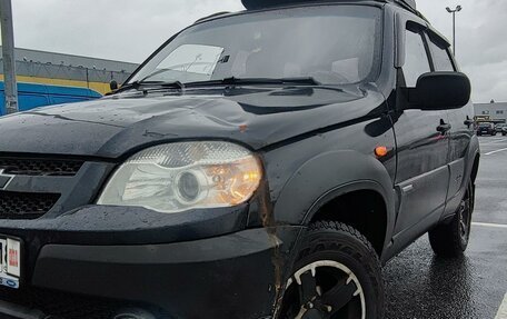 Chevrolet Niva I рестайлинг, 2010 год, 499 999 рублей, 6 фотография