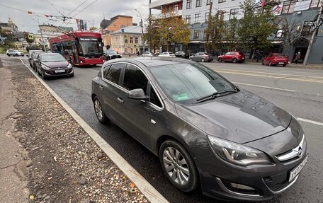 Opel Astra J, 2012 год, 830 000 рублей, 2 фотография