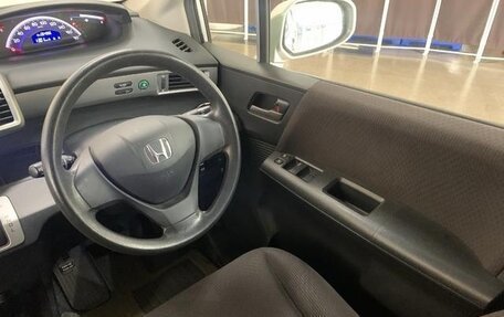 Honda Freed I, 2013 год, 850 000 рублей, 7 фотография