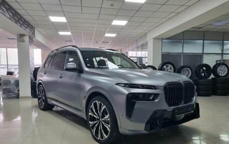 BMW X7, 2023 год, 14 300 000 рублей, 3 фотография