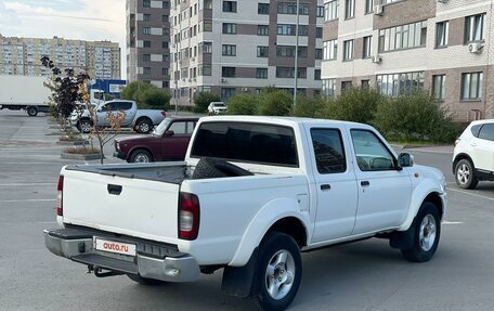 Nissan NP300, 2012 год, 970 000 рублей, 5 фотография