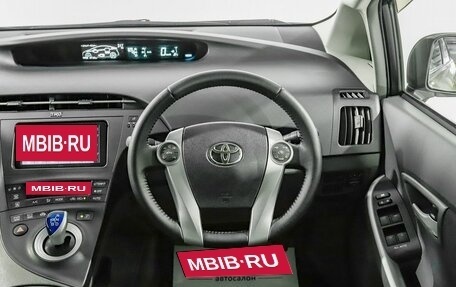 Toyota Prius, 2011 год, 1 398 000 рублей, 7 фотография