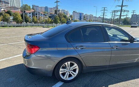 BMW 3 серия, 2013 год, 1 900 000 рублей, 13 фотография