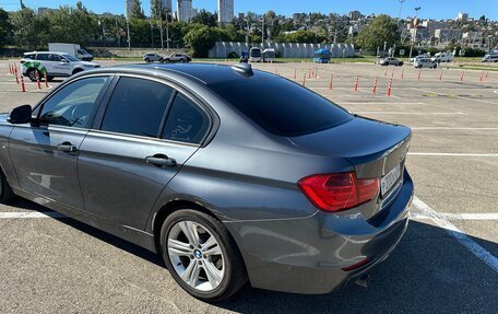 BMW 3 серия, 2013 год, 1 900 000 рублей, 10 фотография