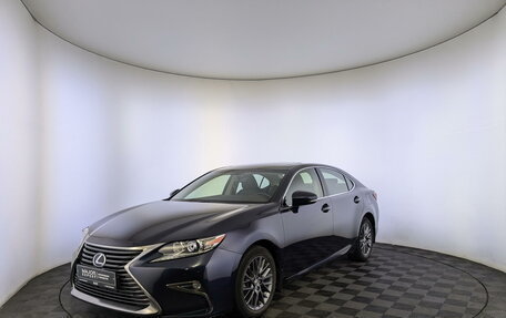 Lexus ES VII, 2017 год, 3 250 000 рублей, 1 фотография