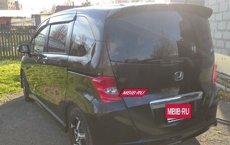 Honda Freed I, 2010 год, 1 200 000 рублей, 2 фотография