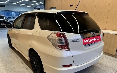 Honda Fit Shuttle I рестайлинг, 2013 год, 1 200 000 рублей, 7 фотография