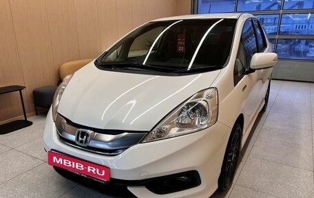 Honda Fit Shuttle I рестайлинг, 2013 год, 1 200 000 рублей, 4 фотография