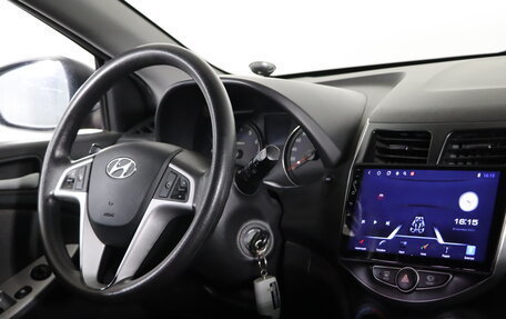 Hyundai Solaris II рестайлинг, 2012 год, 899 990 рублей, 12 фотография