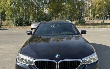 BMW 5 серия, 2018 год, 3 008 000 рублей, 1 фотография